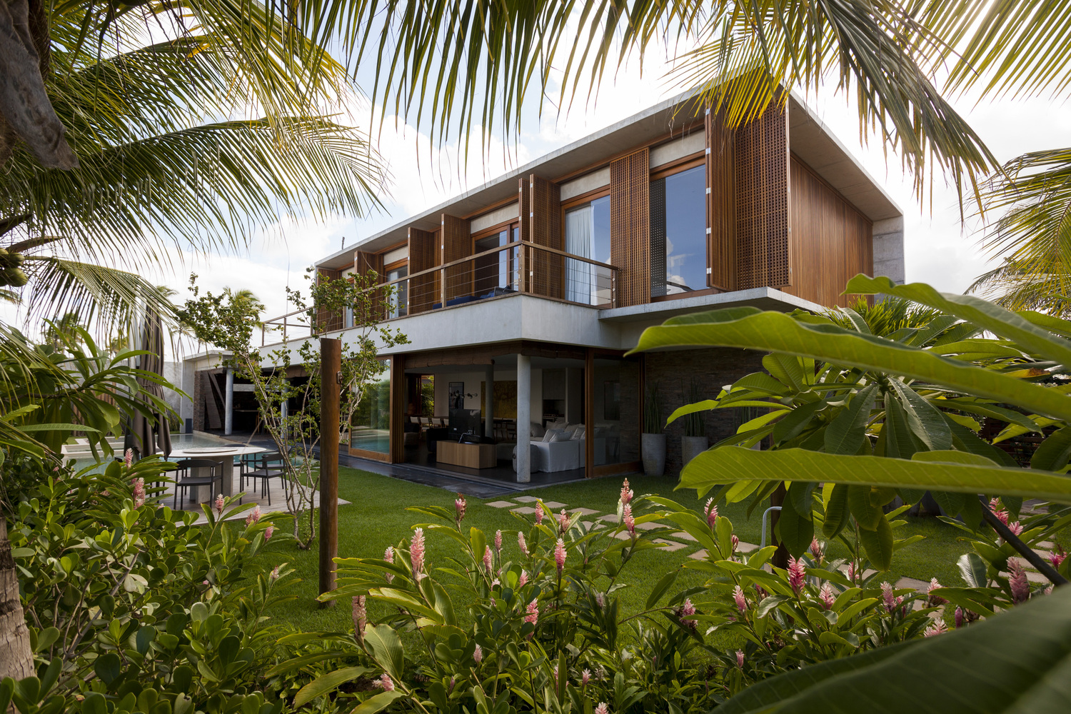 casa; piscina; davi bastos; muxarabi; casa de praia; decoração casa; arquitetura casa; casacor são paulo